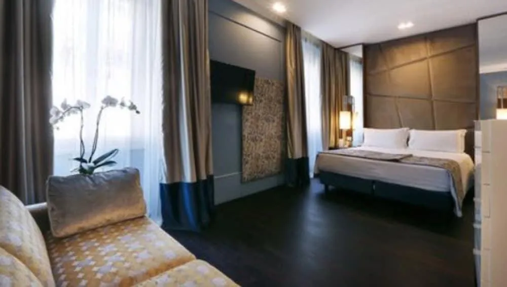 Stendhal Luxury Suites 4*, Рим